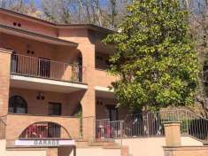 Foto Appartamento in Vendita a Assisi