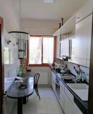 Foto Appartamento in vendita a Avenza - Carrara 112 mq  Rif: 1096879