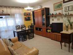 Foto Appartamento in vendita a Avenza - Carrara 118 mq  Rif: 1231536