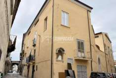 Foto Appartamento in vendita a Aversa
