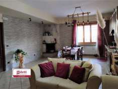 Foto Appartamento in vendita a Avezzano - 4 locali 120mq