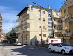 Foto Appartamento in vendita a Avezzano