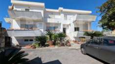 Foto Appartamento in vendita a Bacoli - 3 locali 110mq