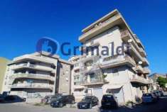 Foto Appartamento in vendita a Bagheria - 5 locali 222mq