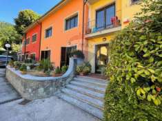 Foto Appartamento in vendita a Bagni Di Lucca - 5 locali 95mq