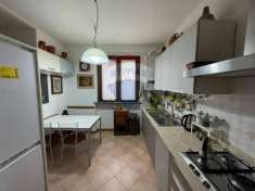 Foto Appartamento in vendita a Bagni Di Lucca - 7 locali 100mq