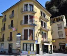 Foto Appartamento in vendita a Bagni Di Lucca - 7 locali 120mq