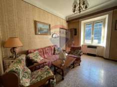 Foto Appartamento in vendita a Bagni Di Lucca - 8 locali 166mq