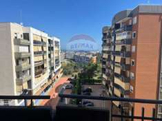 Foto Appartamento in vendita a Bari - 4 locali 120mq