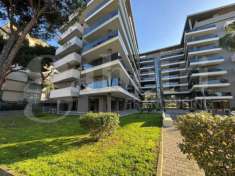 Foto Appartamento in vendita a Bari - 4 locali 130mq