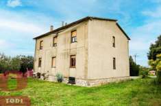 Foto Appartamento in vendita a Baschi
