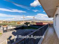 Foto Appartamento in vendita a Belpasso