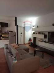 Foto Appartamento in vendita a Benevento - 4 locali 110mq
