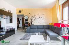 Foto Appartamento in vendita a Besana In Brianza