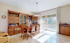 Foto Appartamento in vendita a Besana In Brianza