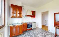 Foto Appartamento in vendita a Besana In Brianza