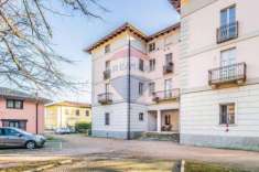 Foto Appartamento in vendita a Bisuschio - 2 locali 77mq