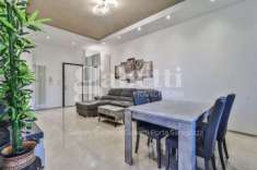 Foto Appartamento in vendita a Bologna