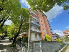 Foto Appartamento in vendita a Borgo Val Di Taro - 4 locali 120mq