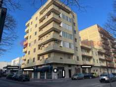 Foto Appartamento in vendita a Brindisi - 3 locali 130mq