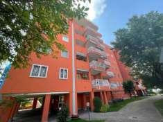 Foto Appartamento in vendita a Buccinasco - 4 locali 135mq
