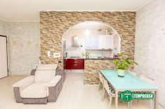 Foto Appartamento in vendita a Buscate