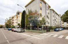 Foto Appartamento in vendita a Cagliari - 4 locali 145mq