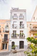 Foto Appartamento in vendita a Cagliari - 5 locali 108mq