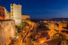 Foto Appartamento in vendita a Cagliari