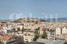 Foto Appartamento in vendita a Cagliari