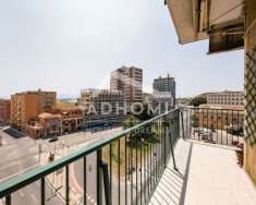 Foto Appartamento in vendita a Cagliari