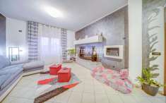 Foto Appartamento in vendita a Cairate
