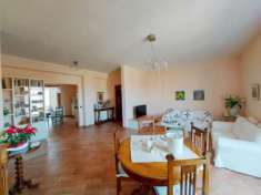 Foto Appartamento in vendita a Caivano - 4 locali 150mq