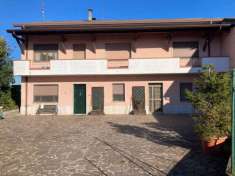 Foto Appartamento in Vendita a Calvisano Viadana