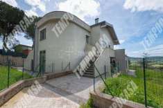 Foto Appartamento in vendita a Campagnano Di Roma