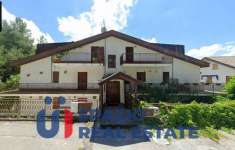 Foto Appartamento in vendita a Campo Di Giove