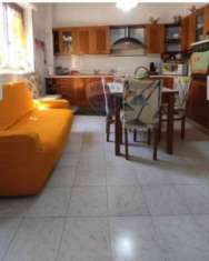 Foto Appartamento in vendita a Camporotondo Etneo - 9 locali 180mq