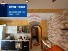 Foto Appartamento in vendita a Camporotondo Etneo