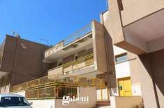 Foto Appartamento in vendita a Canosa Di Puglia - 4 locali 150mq
