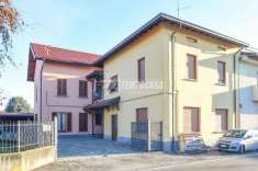 Foto Appartamento in vendita a Cantu'