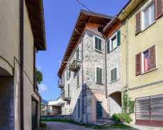 Foto Appartamento in vendita a Canzo