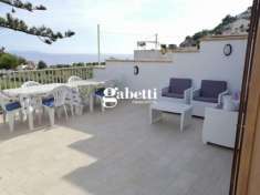 Foto Appartamento in vendita a Capo D'Orlando - 5 locali 79mq