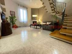 Foto Appartamento in vendita a Capraia E Limite