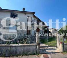 Foto Appartamento in vendita a Capriano Del Colle - 4 locali 253mq