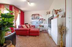Foto Appartamento in vendita a Caprino Bergamasco - 3 locali 92mq