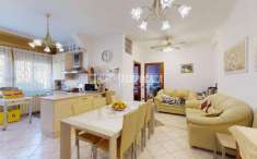 Foto Appartamento in vendita a Carate Brianza