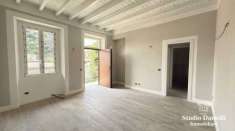 Foto Appartamento in Vendita a Carate Brianza Via Toti