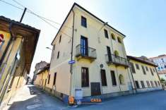 Foto Appartamento in vendita a Carignano