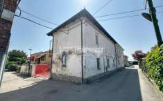 Foto Appartamento in vendita a Carignano