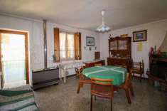 Foto Appartamento in vendita a Carlazzo - 3 locali 110mq